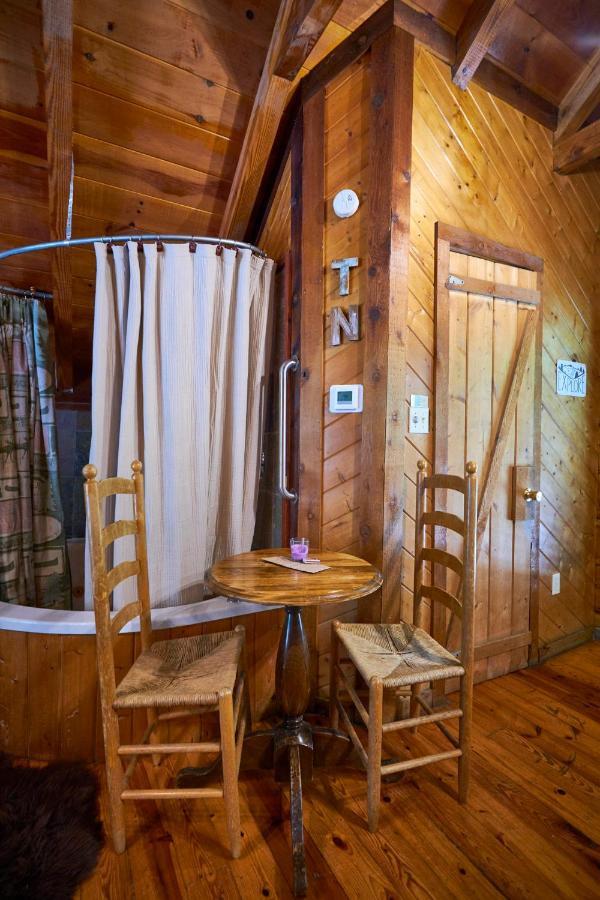 סביירוויל Gatlinburg Area Hottub Cabin - Ladyslipper מראה חיצוני תמונה