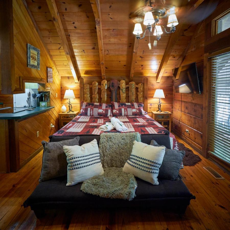 סביירוויל Gatlinburg Area Hottub Cabin - Ladyslipper מראה חיצוני תמונה