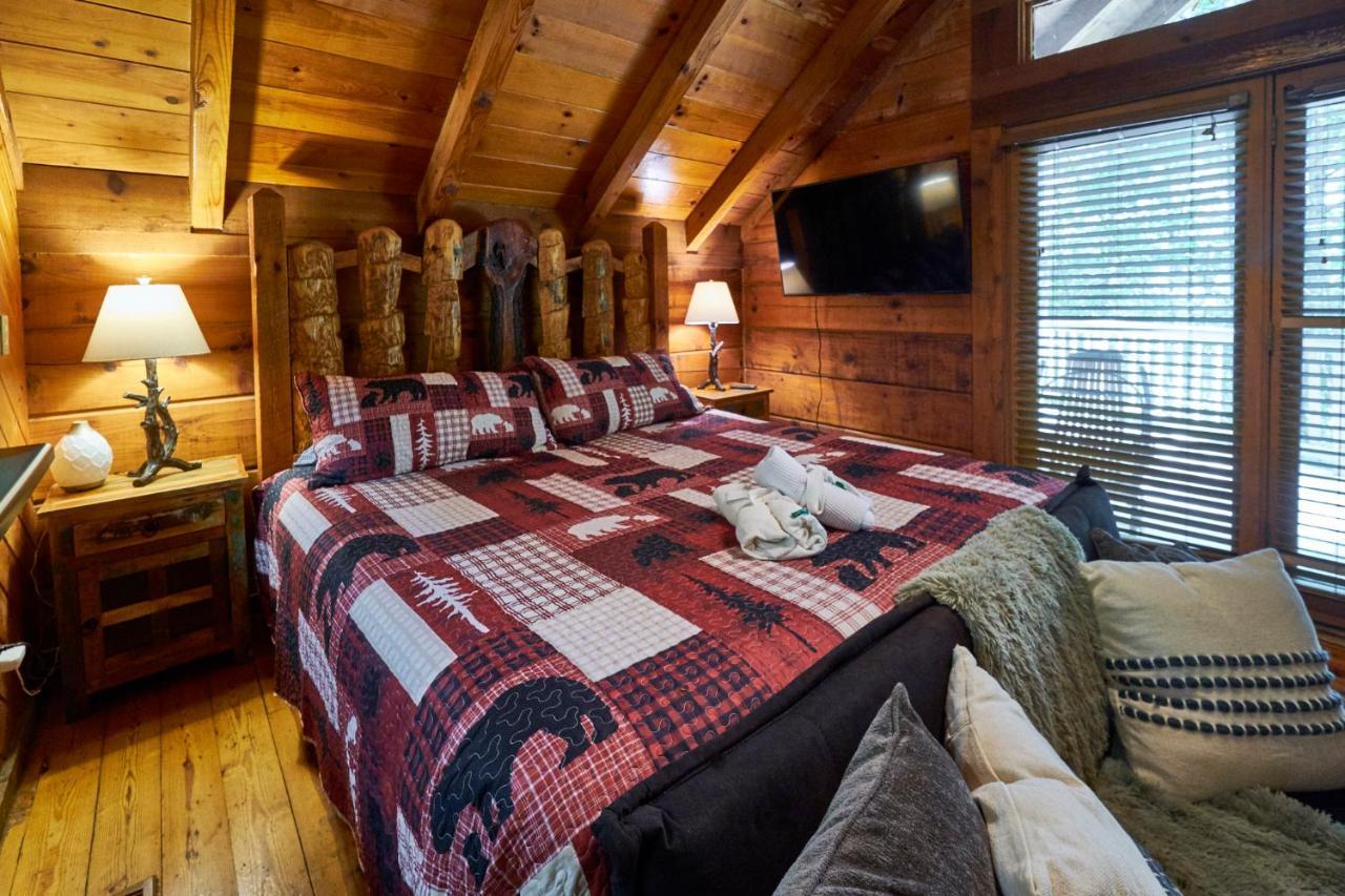 סביירוויל Gatlinburg Area Hottub Cabin - Ladyslipper מראה חיצוני תמונה