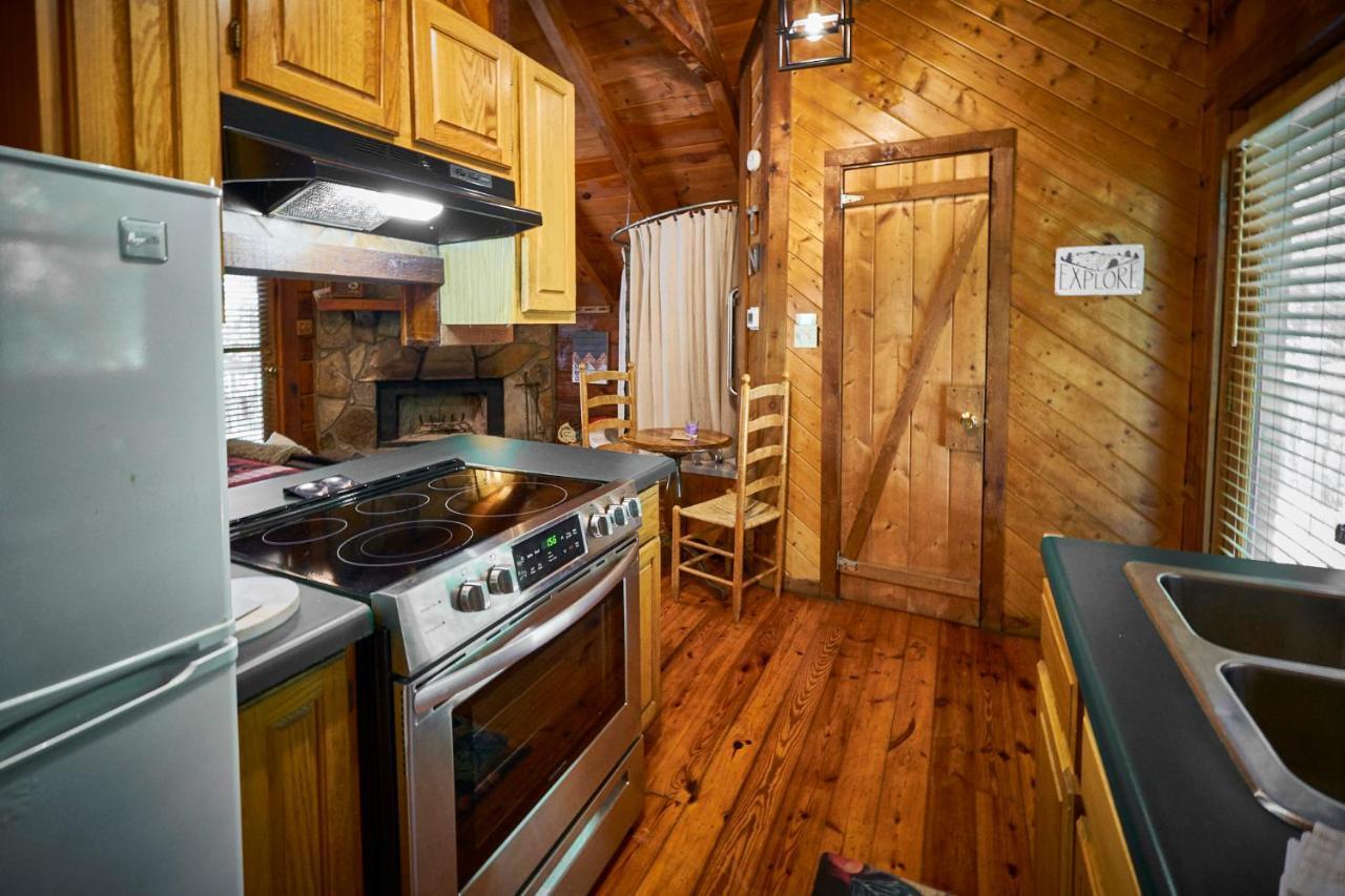 סביירוויל Gatlinburg Area Hottub Cabin - Ladyslipper מראה חיצוני תמונה